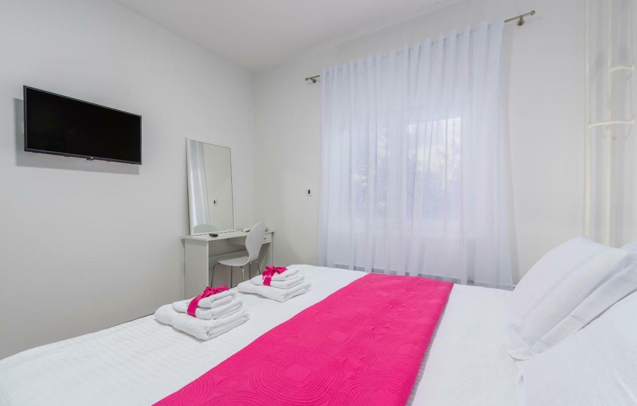 Apartments Vita ポレッチ エクステリア 写真